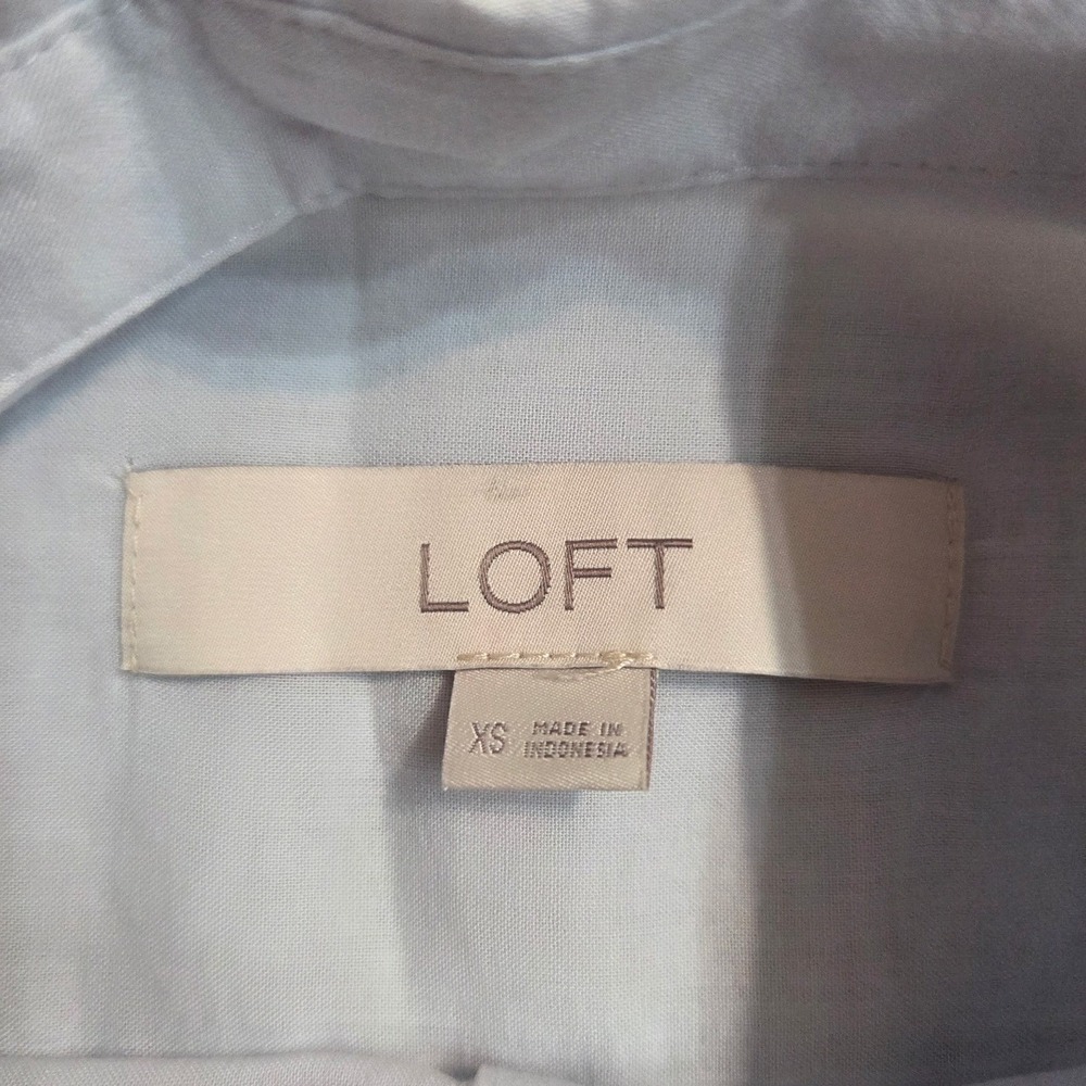 Loft Womens Light Blue Button Down Shirt Drop Shoulder Pocket XS - Picture 5 of 6